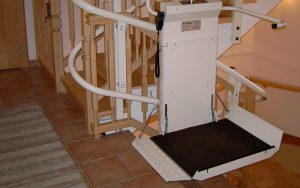 PLATFORMLIFT FOR STRAIGHT STAIRS